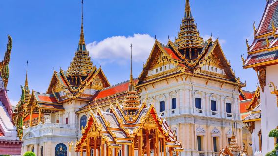 The Grand Palace + Wat Arun + Wat Phra Chetuphon Wimon Mangkhalaram Rajwaramahawihan Day Tour|Private car transfer|Private tour|Optional Chinese-speaking guide