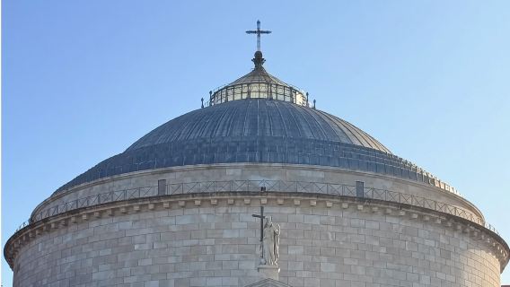 意大利那不勒斯卡普里島+那不勒斯王宮【中文專車-舒適純淨】