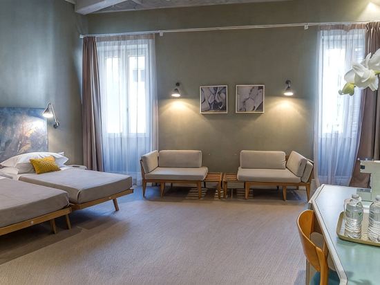 Hotel Accademia Room Type - Club Double Room