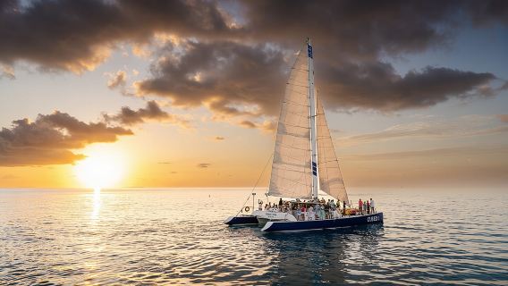 Key West Sunset Sail with Open Bar, Live Music and Hors D'oeuvres