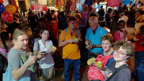 Street Food walking tour in Bangalore with a food evangelist