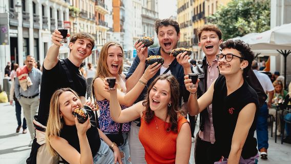Madrid: Guided Food Tour with Tapas Tastings & Wine