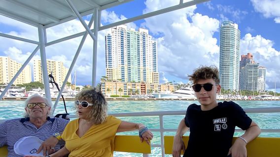 South Beach millionaire homes cruise with meal at Hard Rock Cafe