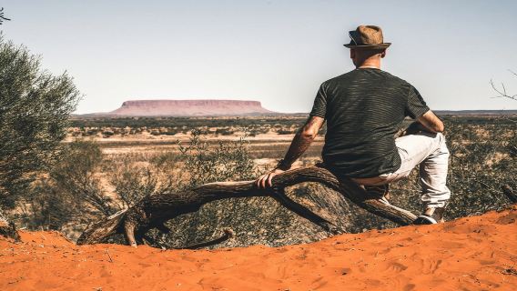 Australia Uluru-Kata Tjuta National Park Ayers Rock Mara Trail [Balance car + Guide