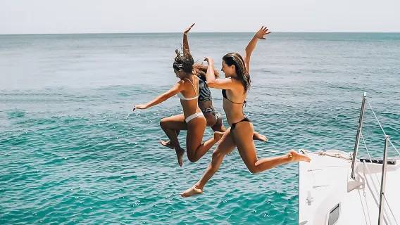 Phuket Phi Phi Islands Maya Bay + Mai Thon Island 1-day tour, self-operated White Moonlight longtail boat photography optional