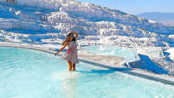 Tur Kelompok Kecil Pamukkale dari Hotel Kusadasi atau Selcuk