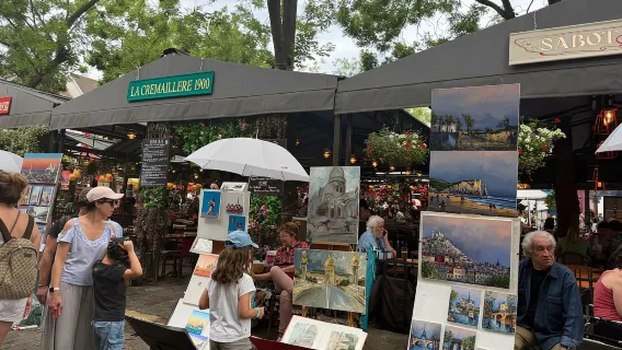 Paris Walk: Từ Nhà hát Opera đến Montmartre với Bánh ngọt và Sô cô la