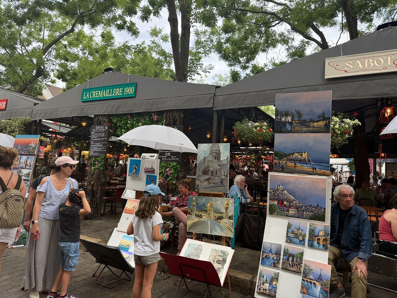 Pariser Spaziergang: Von der Oper nach Montmartre mit Gebäck und Schokolade