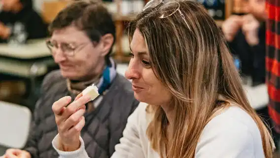 Nice: Sunset Food Tour with Full Meal and Wine