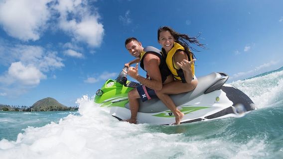 ハワイ カイ:マウナルア ベイ ジェット スキー ライド