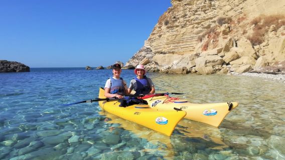 Cagliari: Geführte Kajaktour im Golf von Cagliari