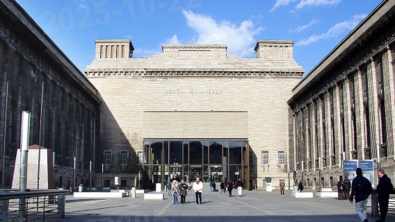 Germany Berlin Pergamonmuseum - Kaufhaus des Westens (KaDeWe) department store - East Side Gallery Flea Market - Kurfurstendamm (Kurfurstendam)