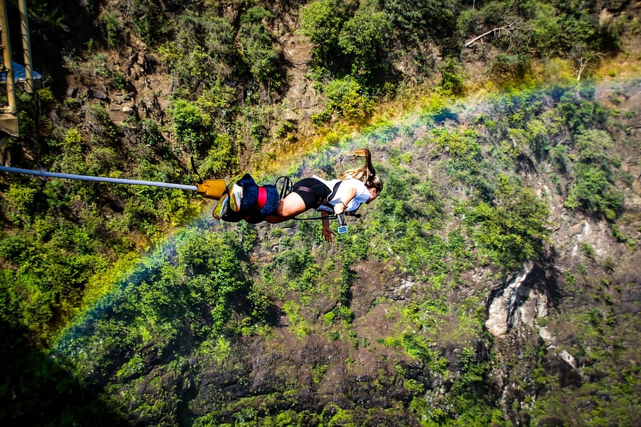 Bungee jumping dal ponte delle Cascate Vittoria