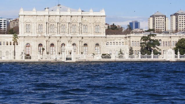 Dolmabahce Palace and Two Continents - Half-Day Tour