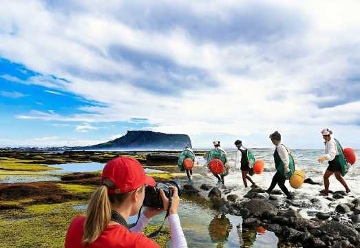 Jeju East Essentials – Seongsan Ilchulbong (UNESCO) & Haenyeo