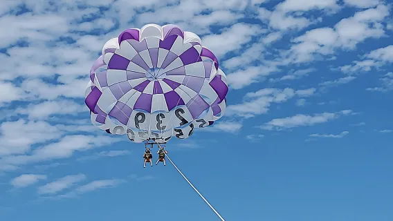 Parasailing Adventure on Fort Myers Beach (400 Foot Flight)