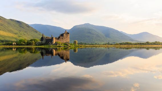 UK Scottish Highlands + Inveraray + Doune Castle + Loch Lomond one-day tour