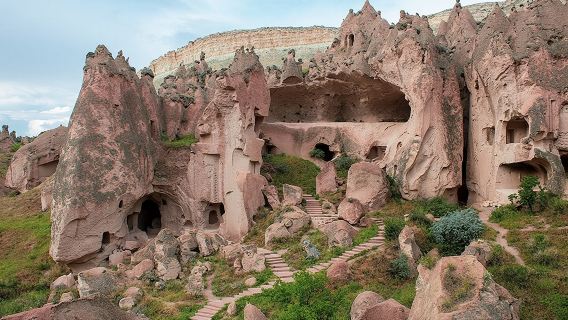 Красный тур по Каппадокии (включено: обед, гид, входные билеты)