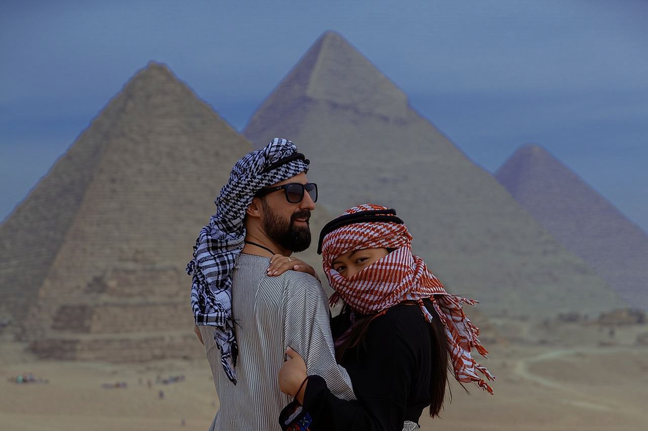 Day Tour to Giza Pyramids Memphis City Dahshur and Saqqara Pyramids