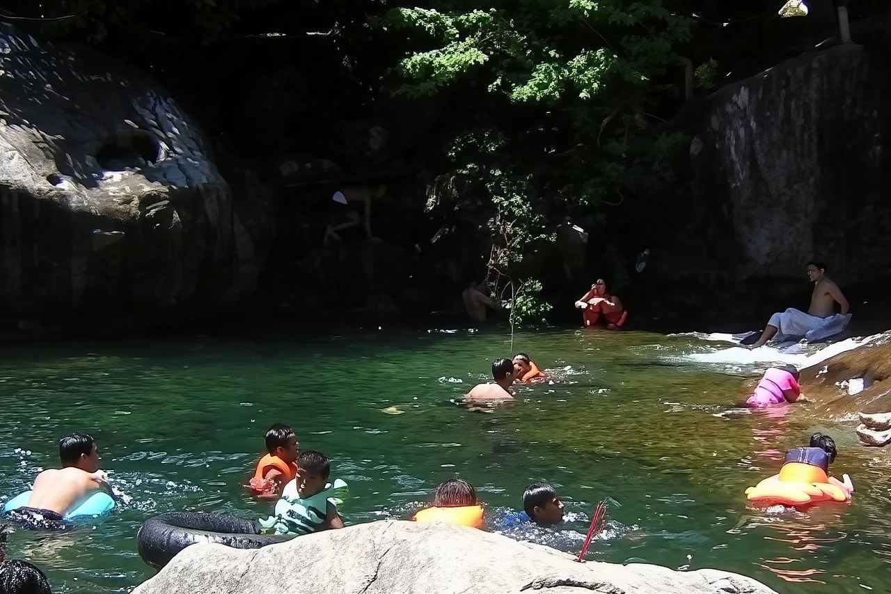 Transfer von Hue nach Dn/Hoi An über Hai Van & Springs (oder umgekehrt)