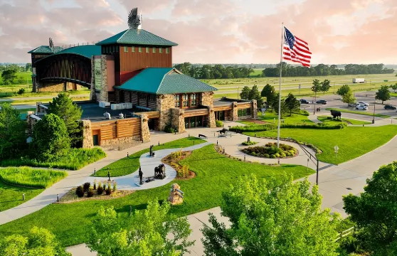 大普拉特河路拱門紀念碑