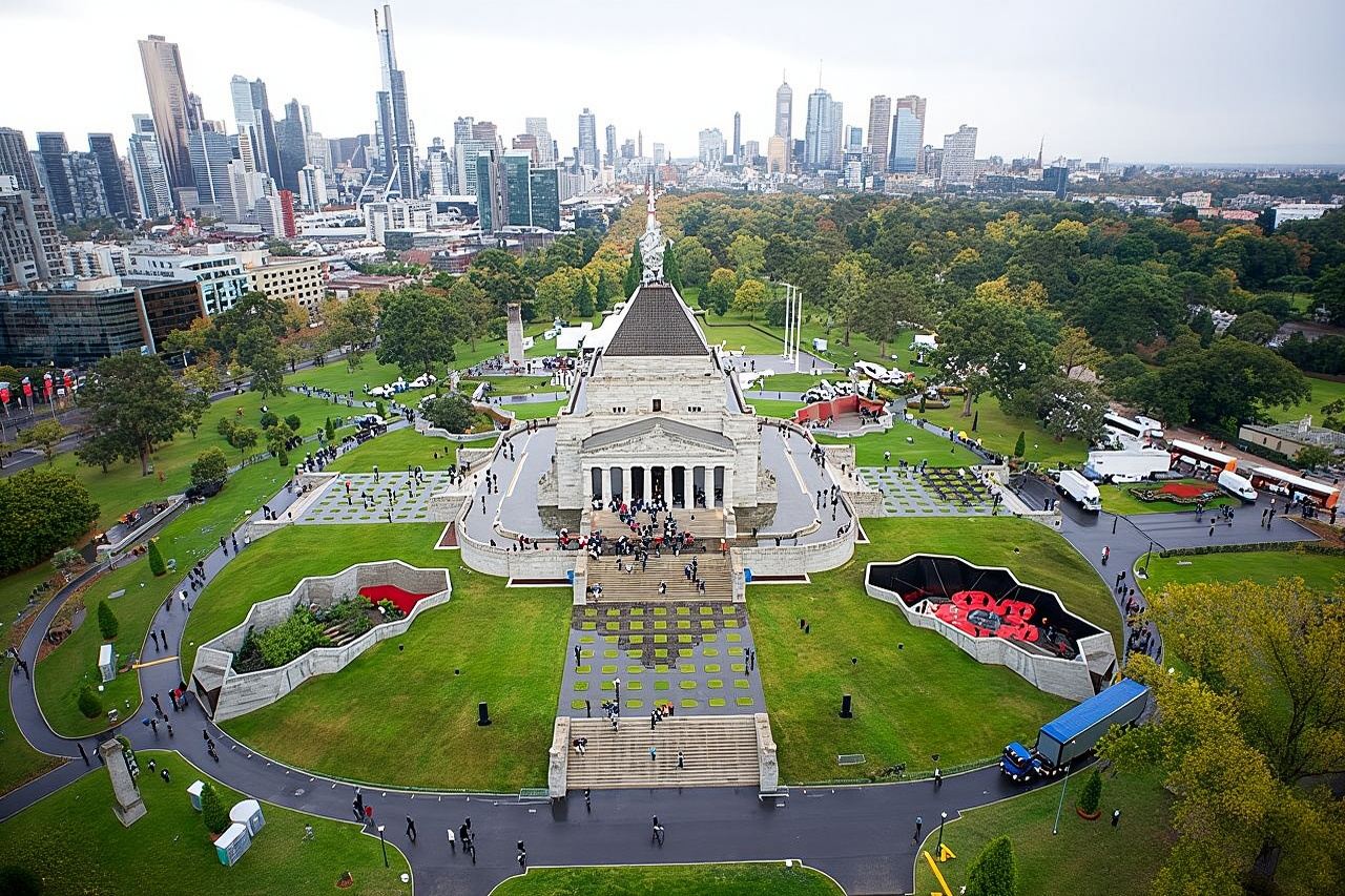 Shrine of Remembrance Cultural Guided Tour in Melbourne