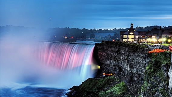 Night on Niagara experience in Canada with Power Station Light Show