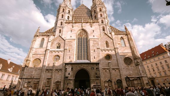 Tour tham quan Cung điện và Âm nhạc Cổ điển Vienna: Cung điện Schönbrunn + Nhà thờ St. Stephen + Cung điện Hofburg