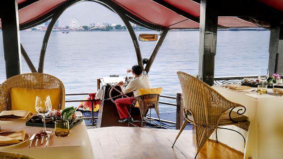 Crucero con cena de lujo Manohra de Anantara Bangkok