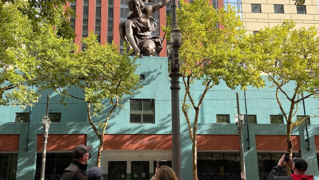 Intro to Portland Small Group Walking Tour