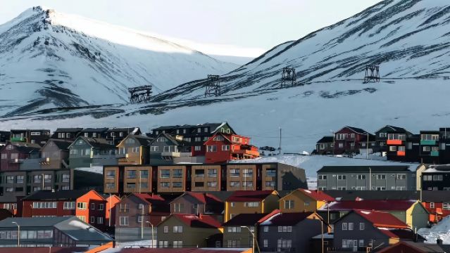 十小時包車暢遊：聖誕村+聖誕長者郵局+奧斯陸峽灣+國家博物館