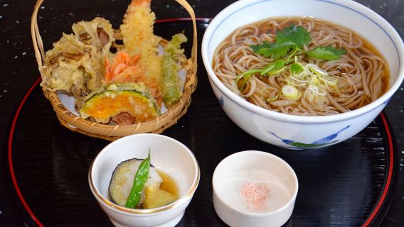 Kioto: Recorrido gastronómico informal por la tarde en Pontocho