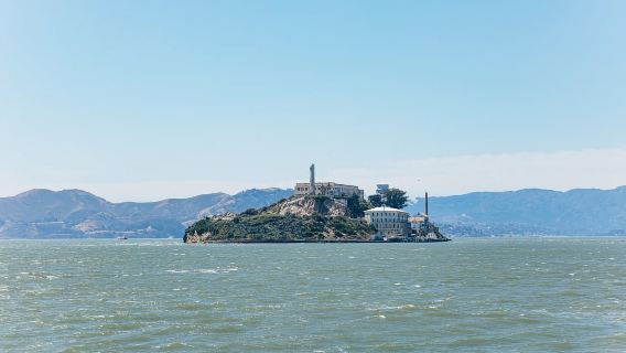 San Francisco: City Highlights Tour with Alcatraz Ferry