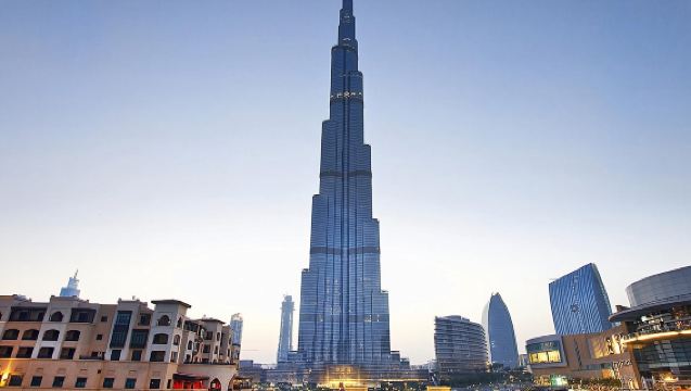 At the Top Burj Khalifa: Levels 124 and 125 with Transfer