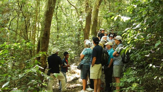 Il miglior tour combinato di un giorno intero: vulcani, laghi e siti Maya