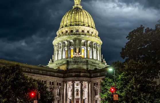 哀悼與謀殺的低語：麥迪遜幽靈之旅