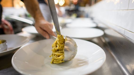 Milan: Pasta and Tiramisu Small Group Cooking Class with Wine