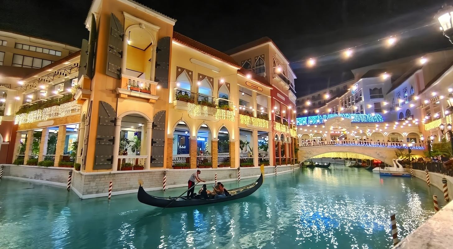 Tour di un giorno alle attrazioni più popolari di Manila: Museo Nazionale, Città d'Acqua di Venezia e Baia di Manila