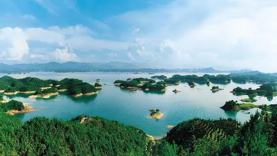 千島湖夢想5號系列遊船+梅峰島+月光島穿越2大湖區純玩一日遊