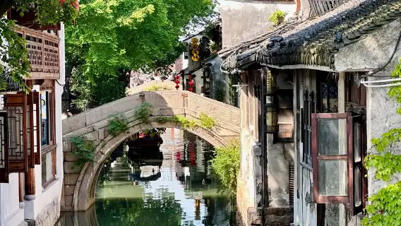 Zhouzhuang Ancient Town one-day tour for Independent group (Double Bridges + Food and Beverages + Museum)