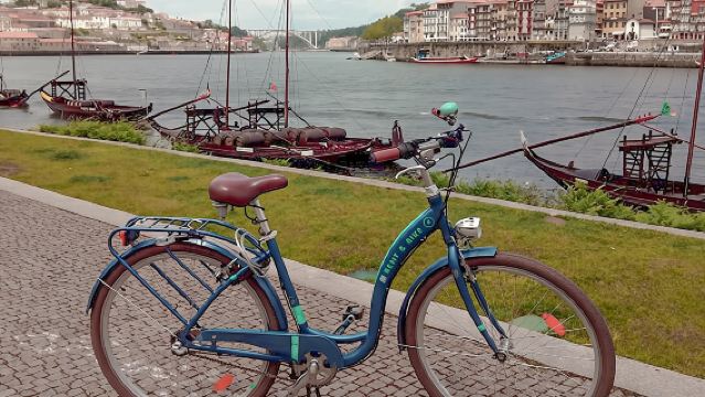 ปอร์โต: ทัวร์จักรยานและเรือแบบมีไกด์นำเที่ยวด้วยตนเองพร้อมชิมไวน์พอร์ต