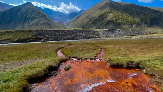 จากทบิลิซีถึงคาซเบกี อานานูริ กูเดาริ และเจอร์เกติ