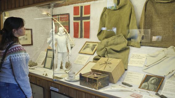 Tromsø: Arctic Exploration Historic Walking Tour