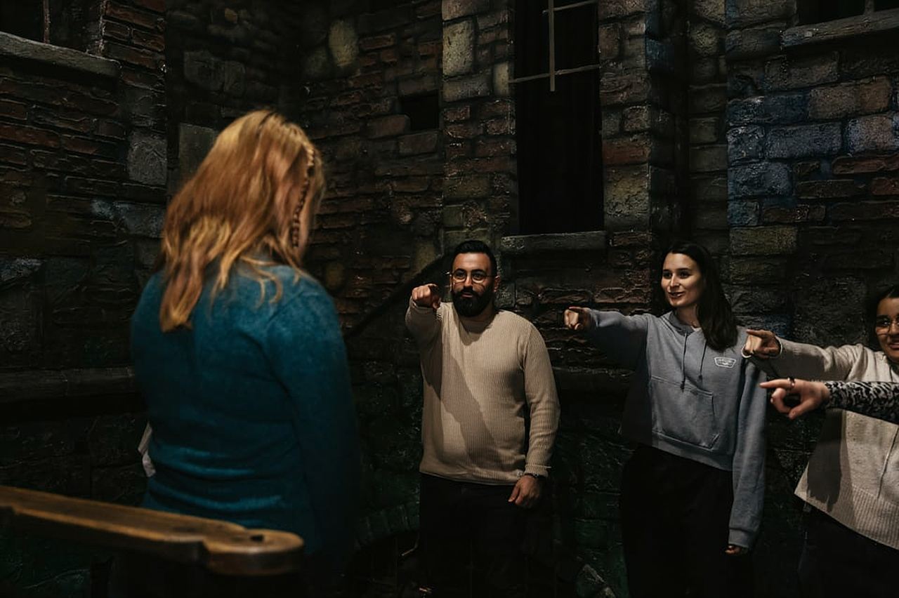 Hamburg: Hamburg Dungeon Admission Ticket