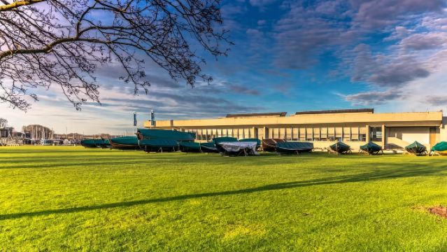 Copenhagen to Roskilde 1-Day Private Charter Tour: Viking Ship Museum + Cathedral