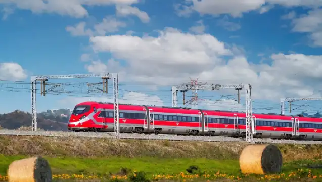 トレニタリアパス：イタリア列車チケット【公式代理/子供無料/即時発券