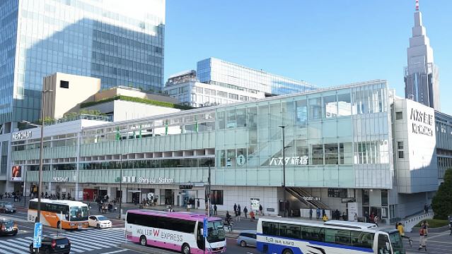 Japan Bus Ticket: Shinjuku to Lake Kawaguchi, Yamanakako, Fuji-Q Highland, Gotemba, Airport Line Bus Ticket - Scan QR Code to Board, No Exchange Needed