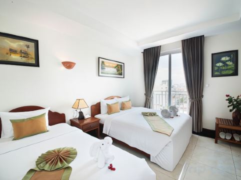 Relax Hotel Room Type - Superior Twin Room with City View