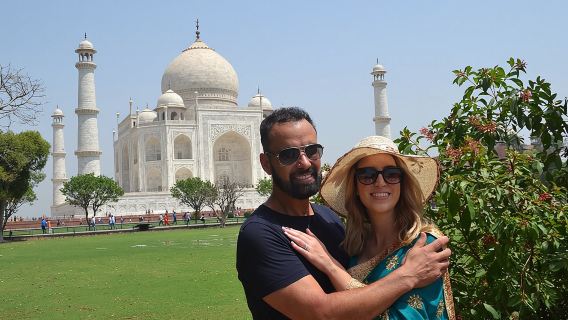 All Inclusive Taj Mahal & Agra Tour by Superfast Train From Delhi