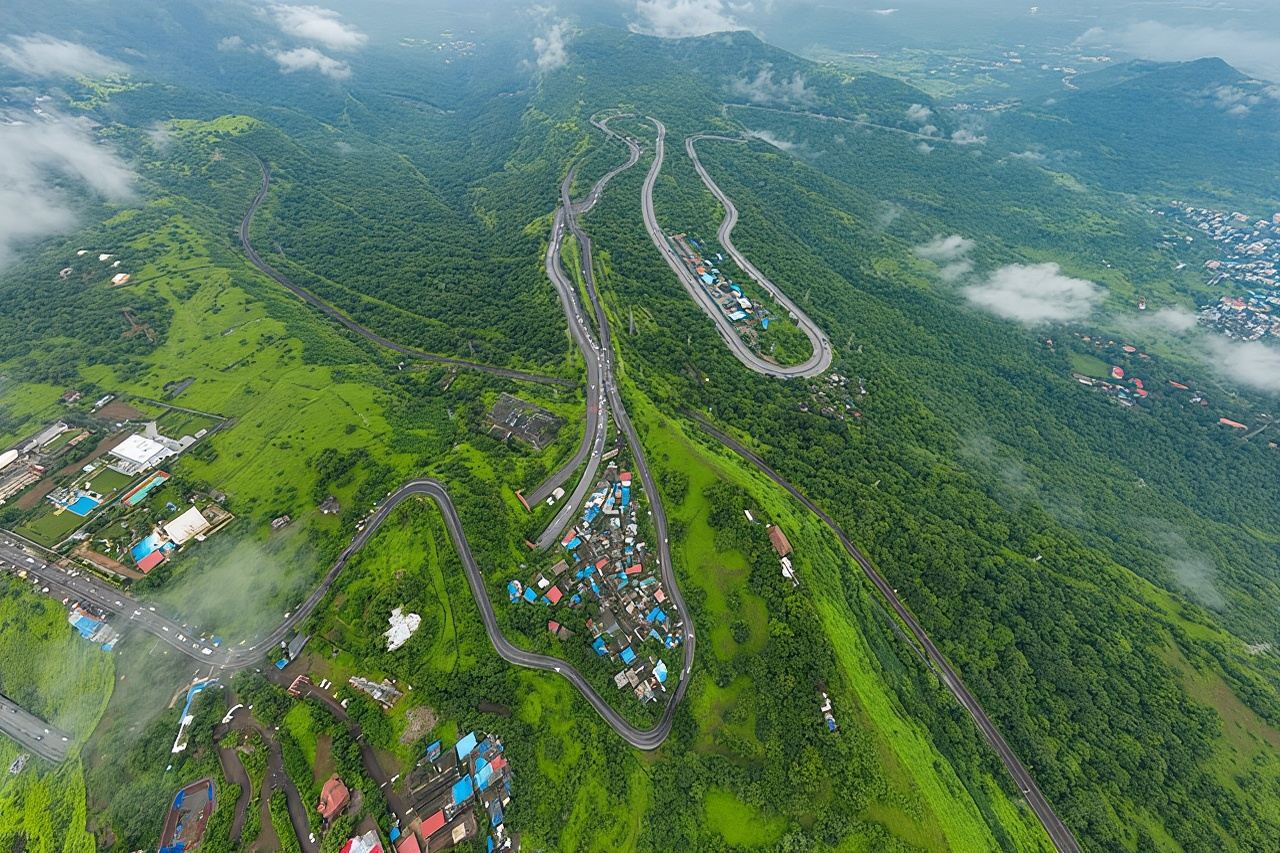 山區度假勝地與文化遺產：從孟買出發的洛納瓦拉和卡拉石窟之旅